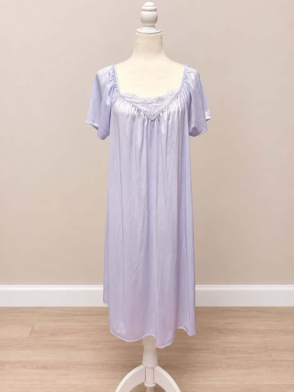 Sears Vintage Purple Flutter Sleeve Nightgown Embroidered Size XS-L